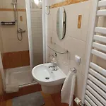 Karkoz Bed & Breakfast