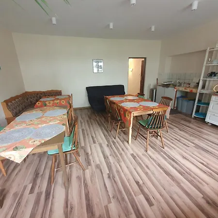 Karkoz Bed & Breakfast *