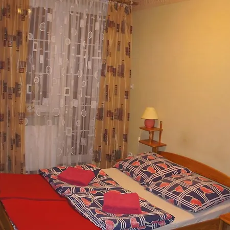 Bed & Breakfast Karkoz *