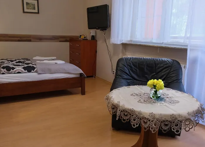 Karkoz Bed & Breakfast