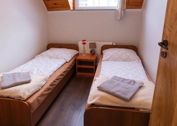 Bed & Breakfast Karkoz 3*